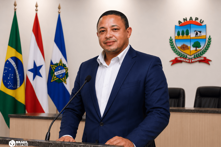 Rusevel Pereira critica cenário político em Anapu durante posse e cobra fiscalização